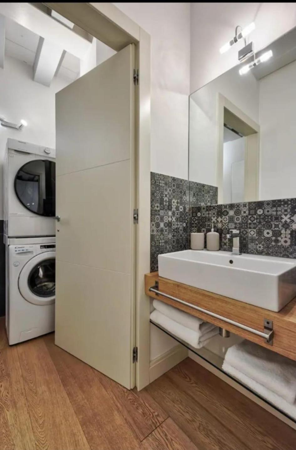 Apartment Loft Next Castelvecchio Verona
